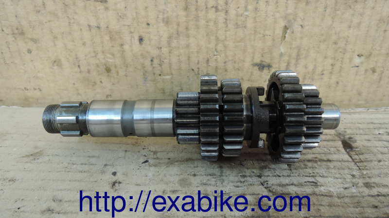 gearbox, primary shaft Yamaha XT 250 - photo 1