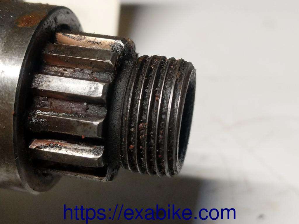 boite de vitesses Kawasaki GPX 750 - photo 5