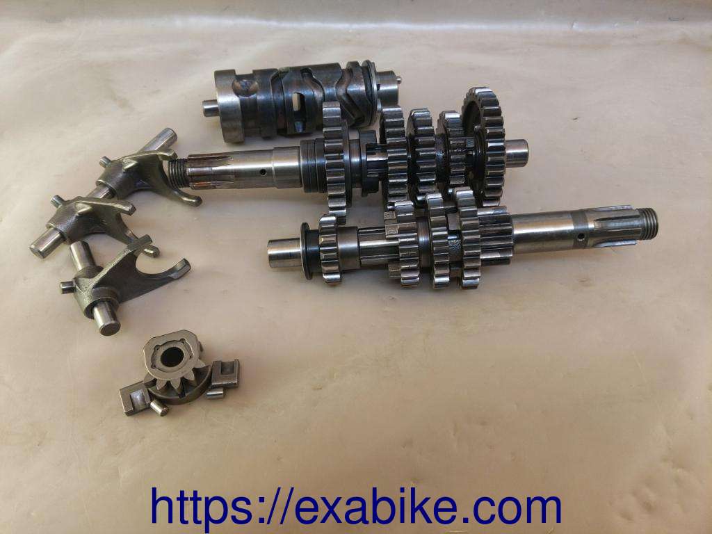 gearbox Hyosung GT 125 COMET - photo 1