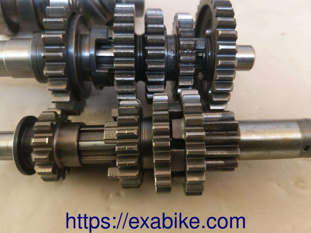 gearbox Hyosung GT 125 COMET - photo 2