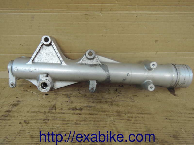 case, left Yamaha XTZ 660 - photo 1