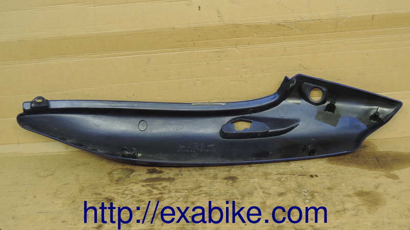 flanc arrière droit Yamaha TDM 850 - photo 2