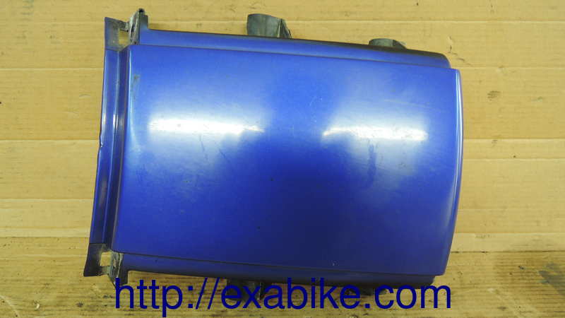 rear center cowling Yamaha TDM 850 - photo 1