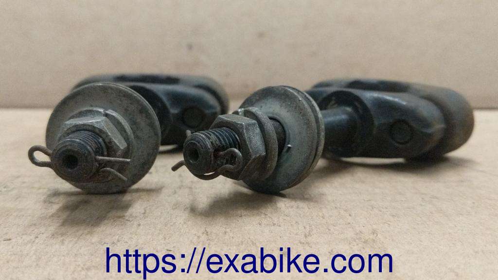 handlebar brackets Yamaha XJ 750 Seca - photo 3