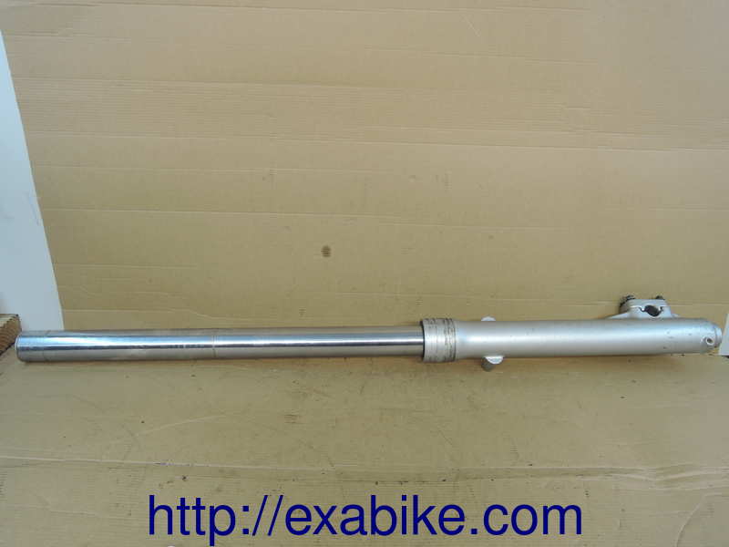 fork, right Yamaha XTZ 660 - photo 1