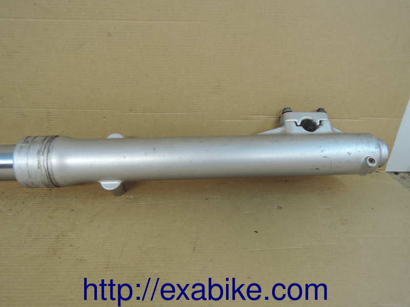 fork, right Yamaha XTZ 660 - photo 2