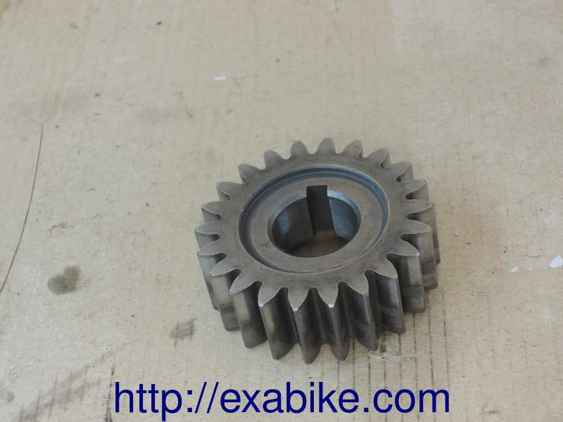 primary gear Suzuki DR 350 - photo 2