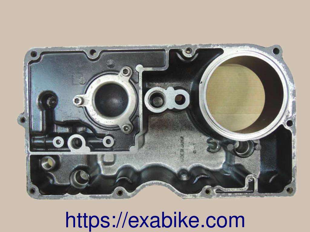 oil pan Kawasaki 1000 RX - photo 2