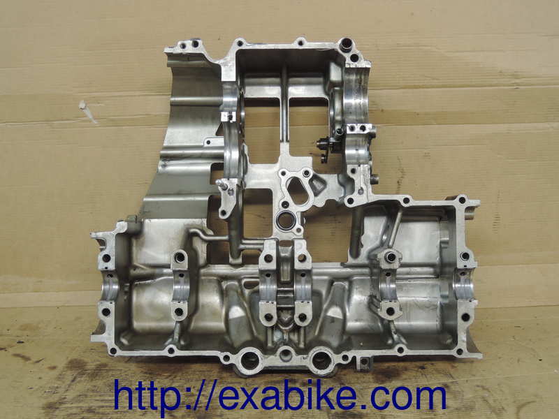 crankcase set Suzuki 600 Bandit - photo 4