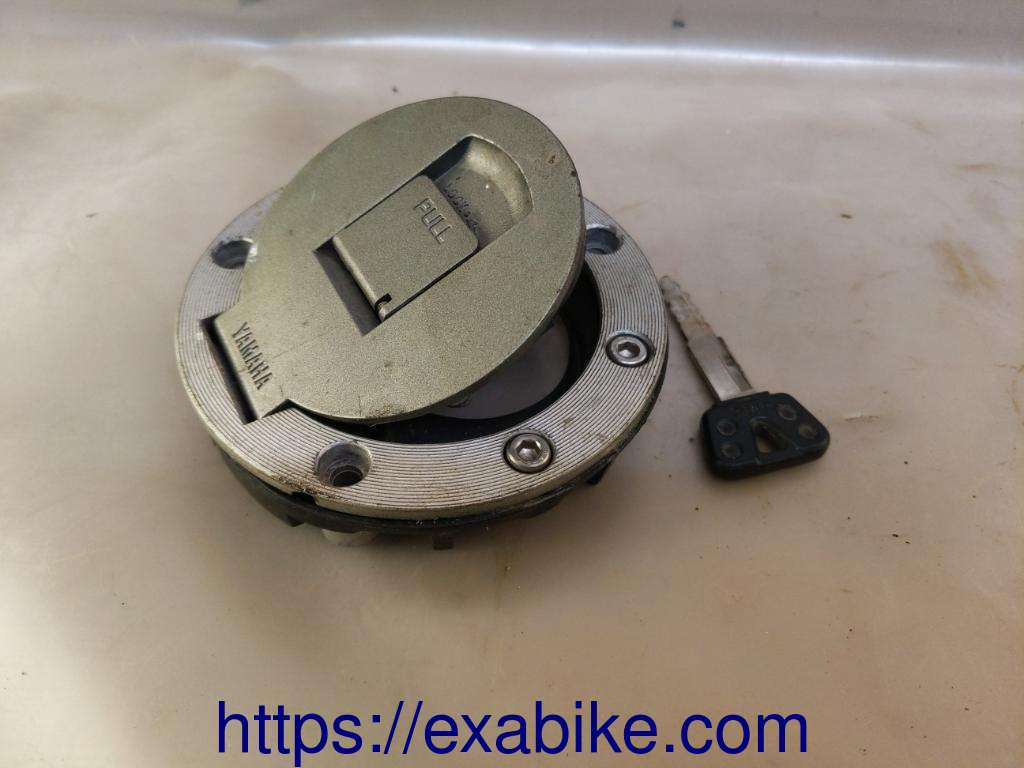 bouchon de réservoir Yamaha YZF 600 Thundercat - photo 1